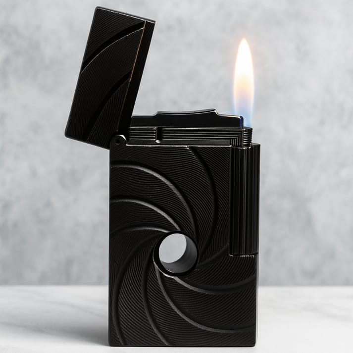 Luxury Windproof Metal Lighter – Black Edition